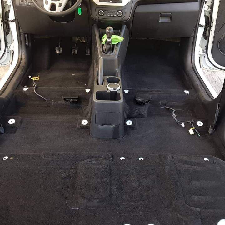  Nettoyage intérieur auto Le Robert